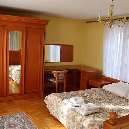 Hotel Rytwiany Palac Extérieur photo