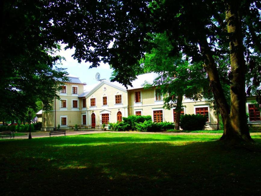 Hotel Rytwiany Palac Extérieur photo