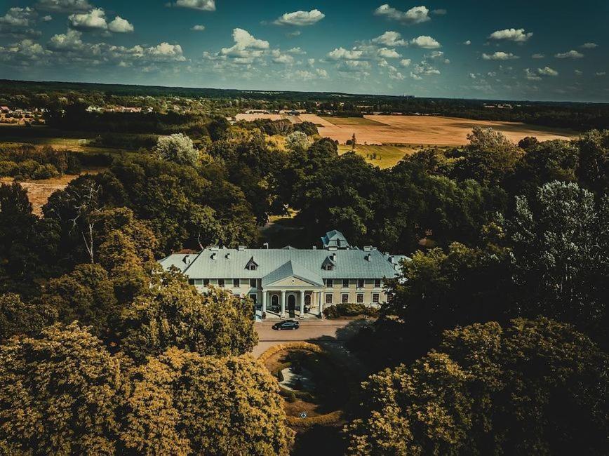 Hotel Rytwiany Palac Extérieur photo