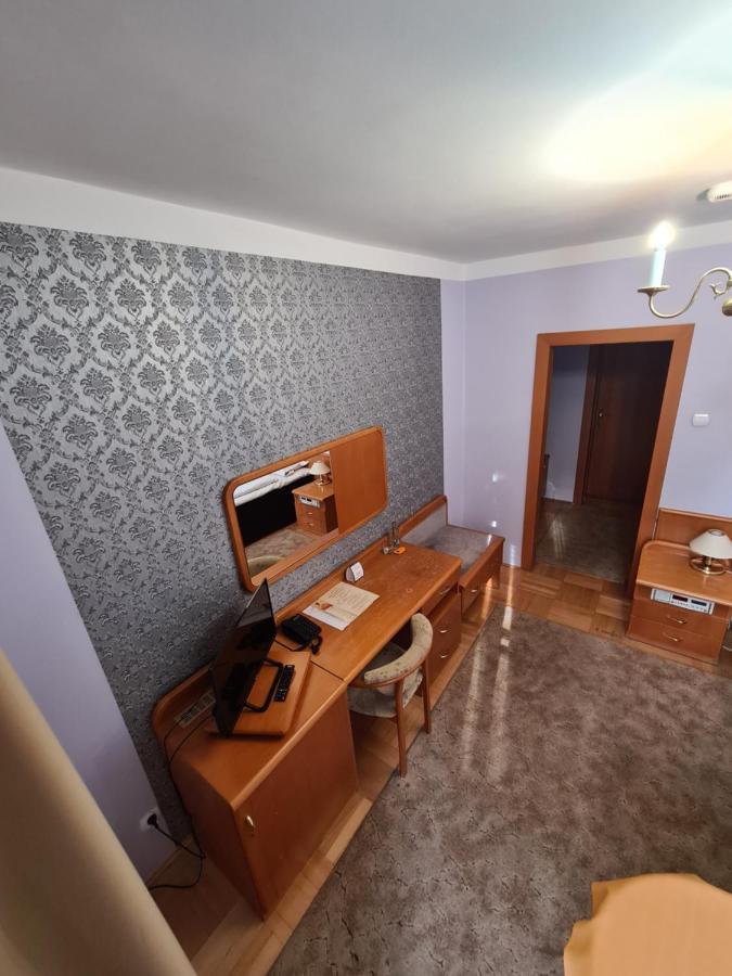 Hotel Rytwiany Palac Extérieur photo