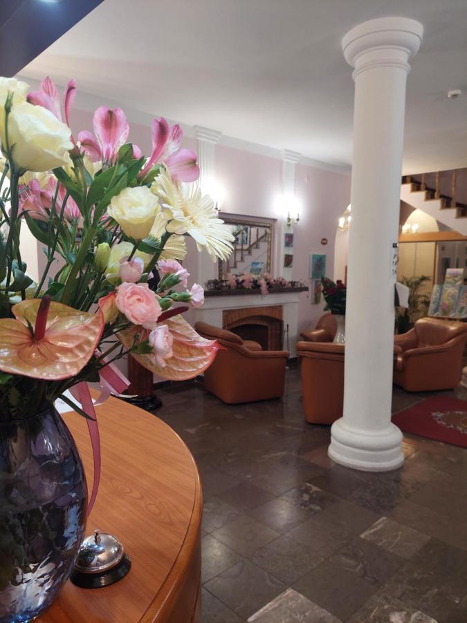 Hotel Rytwiany Palac Extérieur photo
