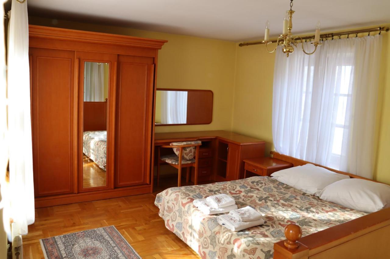 Hotel Rytwiany Palac Extérieur photo